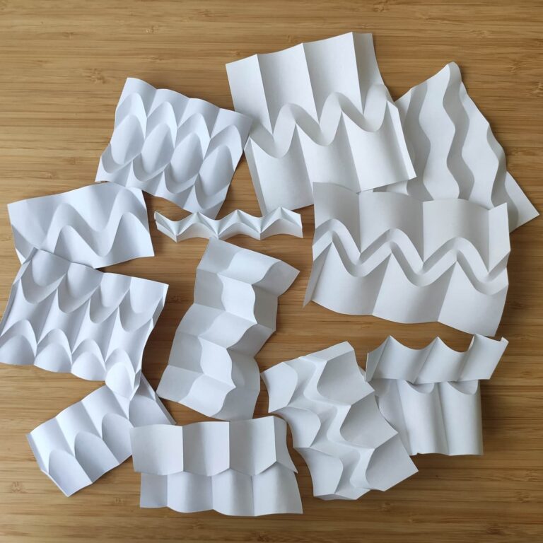 Curved Tessellations